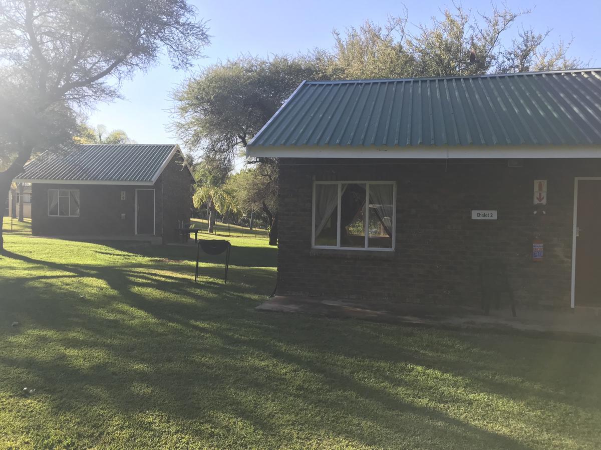 Molalatau Lodge & Campsites Lephalale Exterior photo